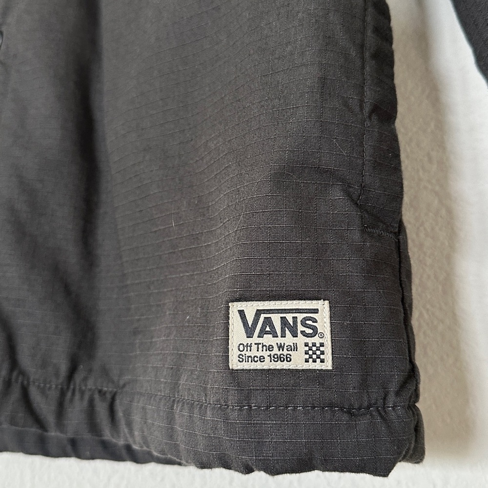 Vans Men's Charcoal Shirt Jacket with Black Sherpa Interior - Picture 3 of 6